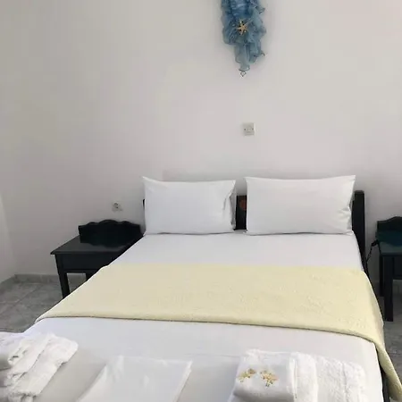 Affittacamere Anna Zisimos Adamantas (Milos)