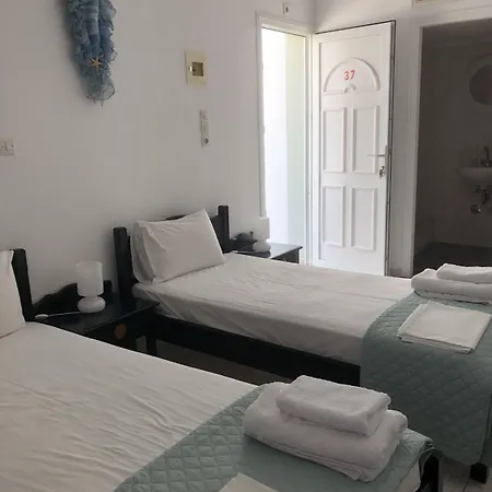 Anna Zisimos Adamantas (Milos)