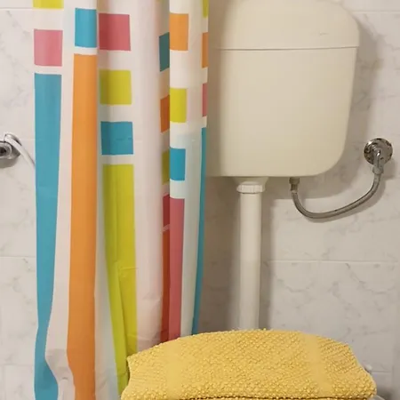 Anna Zisimos 3* Adamantas (Milos)