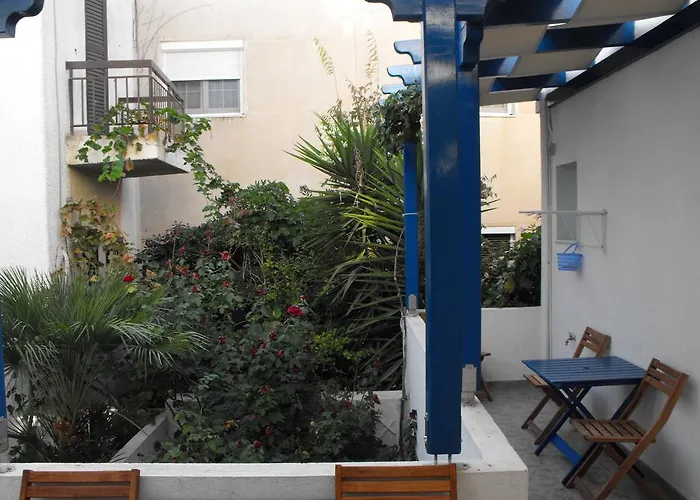 Alegrias Spot 3* Adamantas (Milos)