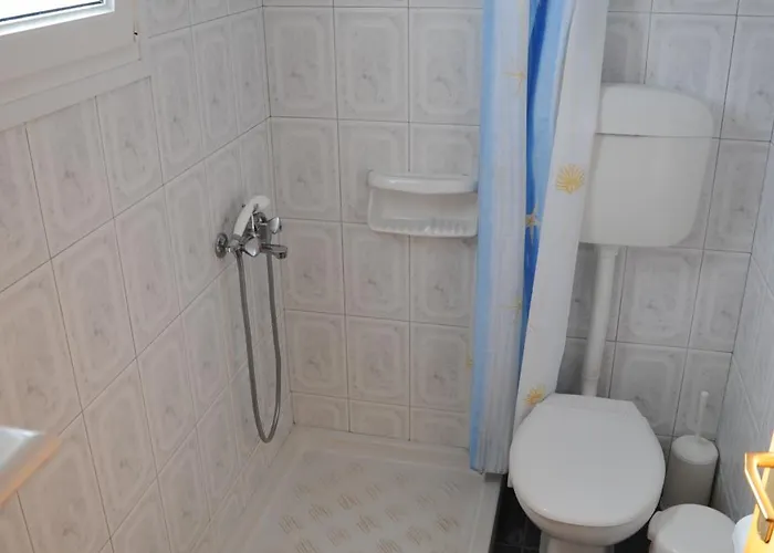 Gasthof Alegrias Spot Adamantas (Milos)