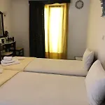 Alegrias Spot בית הארחה