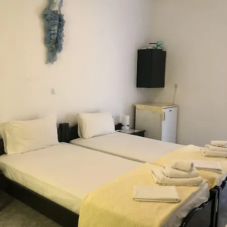 Anna Zisimos Adamantas (Milos)