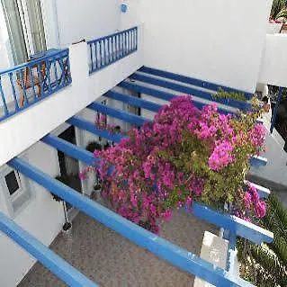 Anna Zisimos 3* Adamantas (Milos)